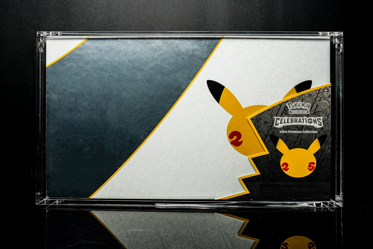 Acrylic Display Case - Pokémon UPC (Ultra Premium Collection)
